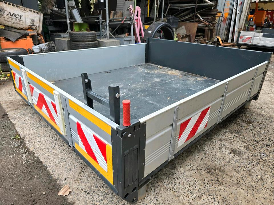 Neue Kipperpritsche Pritsche für Unimog 405 U 318 U318 423 430 429 327 435 U 400 300 290 Mercedes-Benz - Киперски сандак: слика 1 Neue Kipperpritsche Pritsche für Unimog 405 U 318 U318 423 430 429 327 435 U 400 300 290 Mercedes-Benz - Киперски сандак: слика 1