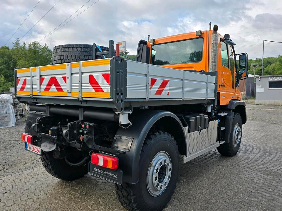 Neuwertiger Unimog U530 7800km EAS Easy-Drive Mercedes-Benz U 530 UGN UGE 405 527 535 435 430 Kipper - Машина за чистење снег: слика 4 Neuwertiger Unimog U530 7800km EAS Easy-Drive Mercedes-Benz U 530 UGN UGE 405 527 535 435 430 Kipper - Машина за чистење снег: слика 4