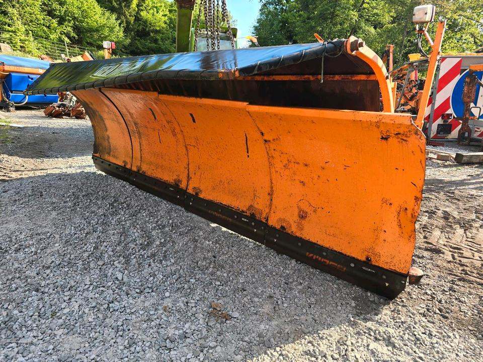 Schneepflug Beilhack PV 4m. Schneeschild Schneeschieber Schmidt Epoke passend für LKW Unimog 424 427 405 U 300 400 500 318 323 423 218 430 429 530 527 535 Mercedes-Benz Winterdienst - Плуг за чистење снег: слика 4 Schneepflug Beilhack PV 4m. Schneeschild Schneeschieber Schmidt Epoke passend für LKW Unimog 424 427 405 U 300 400 500 318 323 423 218 430 429 530 527 535 Mercedes-Benz Winterdienst - Плуг за чистење снег: слика 4