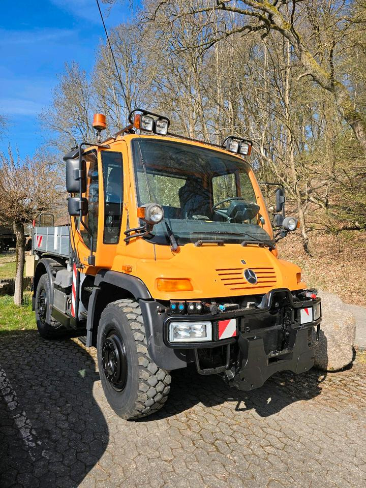 Unimog 405/10 U400 Bluetec 5 Leistungshydraulik Hydrostat U 400 500 300 Mercedes-Benz 318 218 430 423 427 - Машина за чистење снег: слика 1 Unimog 405/10 U400 Bluetec 5 Leistungshydraulik Hydrostat U 400 500 300 Mercedes-Benz 318 218 430 423 427 - Машина за чистење снег: слика 1