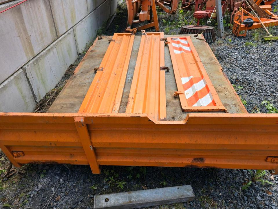 Unimog Pritsche Kipperpritsche 424 435 427 U 1650 2150 1450 1550 1400 1600 1200 - Киперски сандак: слика 1 Unimog Pritsche Kipperpritsche 424 435 427 U 1650 2150 1450 1550 1400 1600 1200 - Киперски сандак: слика 1