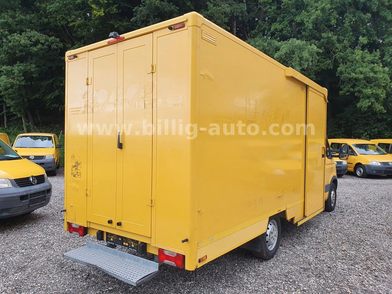 Iveco Daily 1.Hand*EU4* Regale Integralkoffer DHL POST - Товарно комбе: слика 4 Iveco Daily 1.Hand*EU4* Regale Integralkoffer DHL POST - Товарно комбе: слика 4