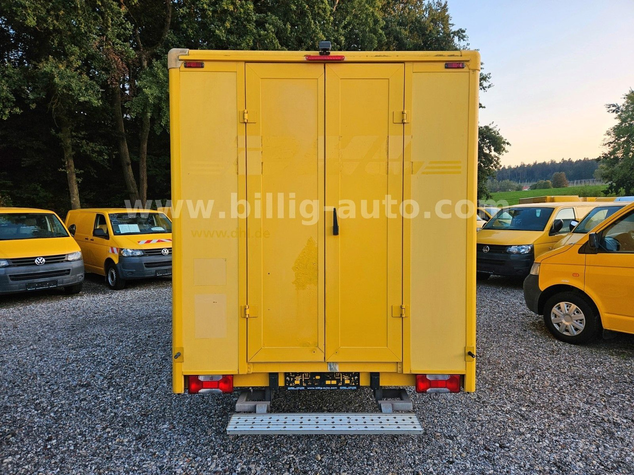 Iveco Daily Koffer Kasten Integralkoffer Automatik - Комбе фургон: слика 4 Iveco Daily Koffer Kasten Integralkoffer Automatik - Комбе фургон: слика 4
