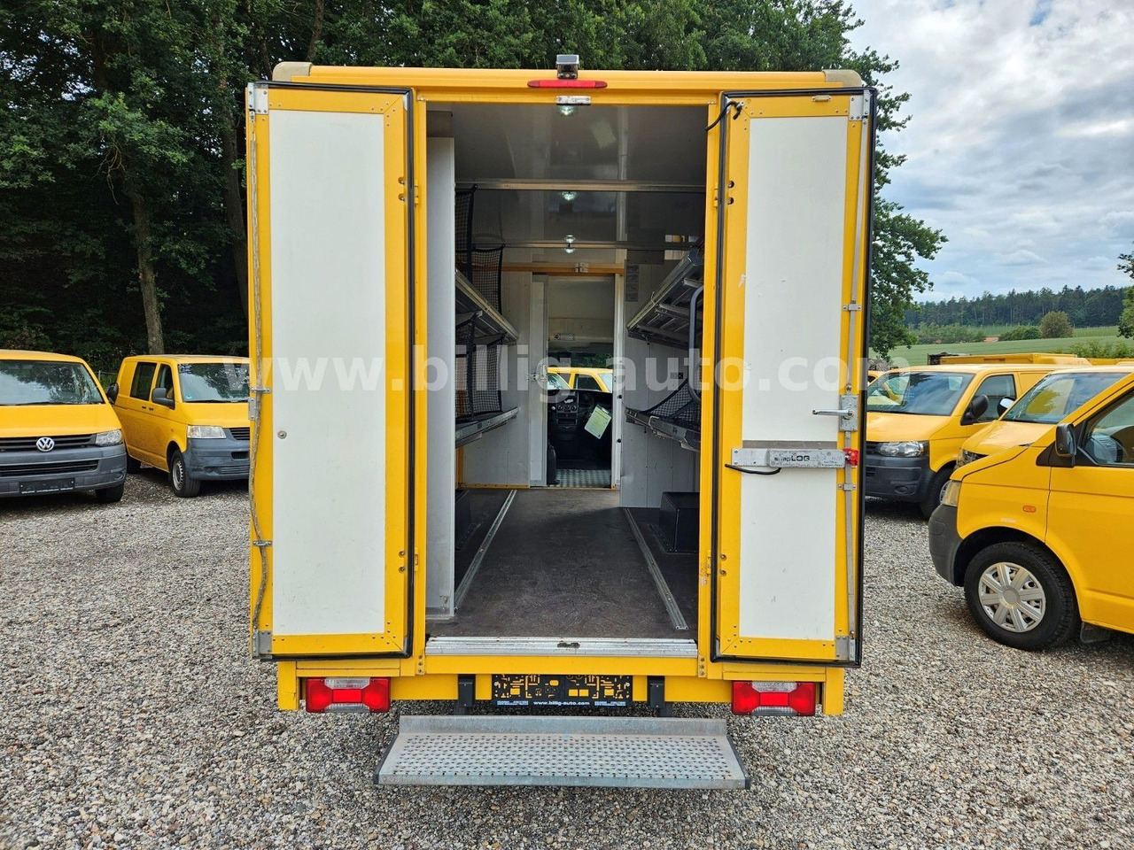 Iveco Daily Koffer Postkoffer Euro 5 Facelift Camper - Автомобил: слика 5 Iveco Daily Koffer Postkoffer Euro 5 Facelift Camper - Автомобил: слика 5