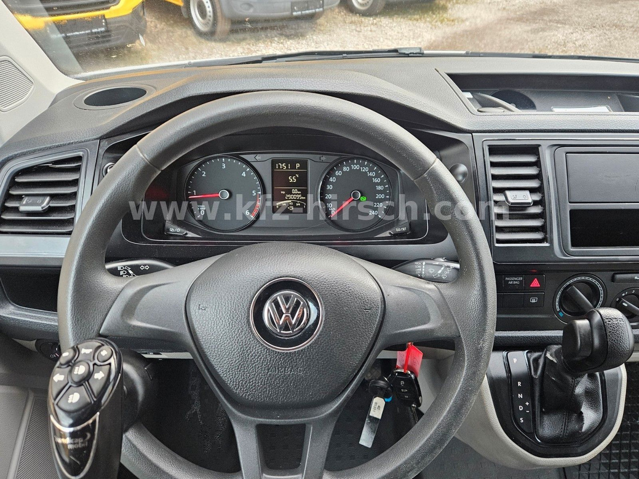 Патничко комбе Volkswagen T6 Auto/ DSG Bott Sortimo Stdhzg Behindertenger.: слика 15