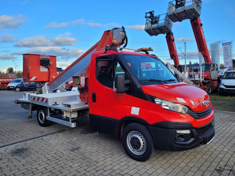 Iveco Daily 35S11 podnośnik koszowy 20 m Multitel MT202DS - Камион со подигачка кошница: слика 2 Iveco Daily 35S11 podnośnik koszowy 20 m Multitel MT202DS - Камион со подигачка кошница: слика 2