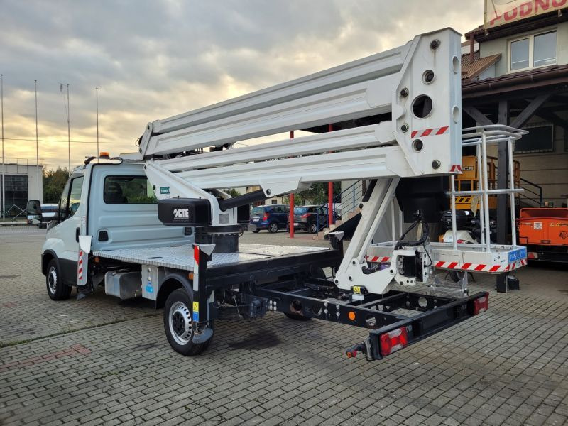 Iveco Daily 35S12 podnośnik koszowy 23 m CTE ZED 23.3 JH - Камион со подигачка кошница: слика 4 Iveco Daily 35S12 podnośnik koszowy 23 m CTE ZED 23.3 JH - Камион со подигачка кошница: слика 4
