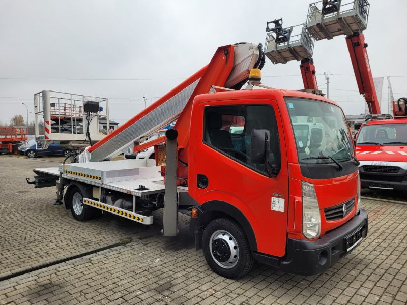 Renault Maxity podnośnik koszowy 22 m Multitel MT222AZ - Камион со подигачка кошница: слика 2 Renault Maxity podnośnik koszowy 22 m Multitel MT222AZ - Камион со подигачка кошница: слика 2