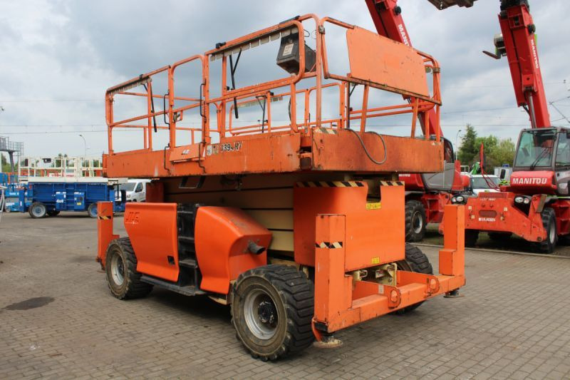 Podnośnik nożycowy 4x4 terenowy 15 m JLG 4394 RT - Кревач ножица: слика 4 Podnośnik nożycowy 4x4 terenowy 15 m JLG 4394 RT - Кревач ножица: слика 4