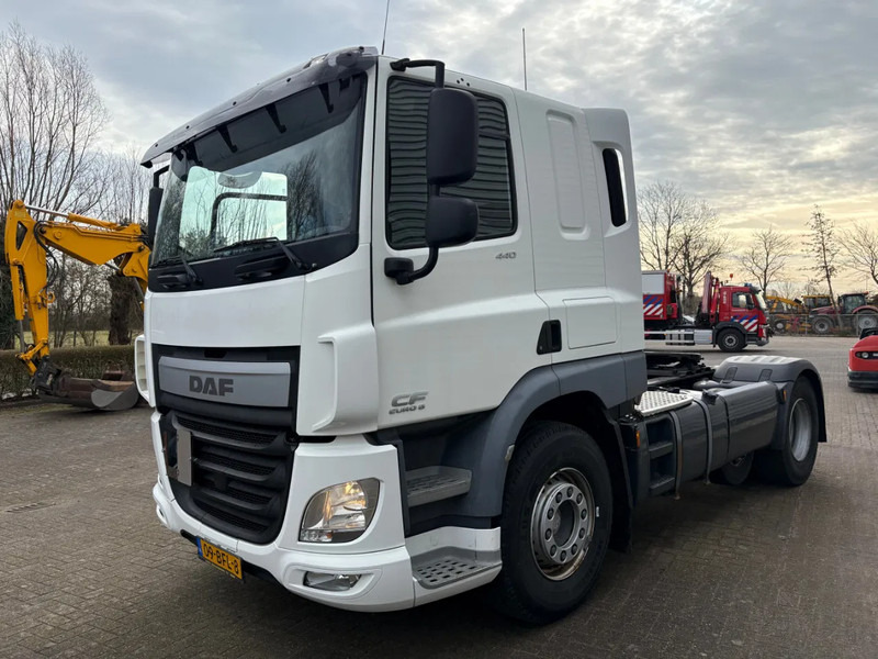 DAF CF 440 / BULK COMPRESSOR / ADR TANK TRANSPORT / - Камион влекач: слика 2 DAF CF 440 / BULK COMPRESSOR / ADR TANK TRANSPORT / - Камион влекач: слика 2