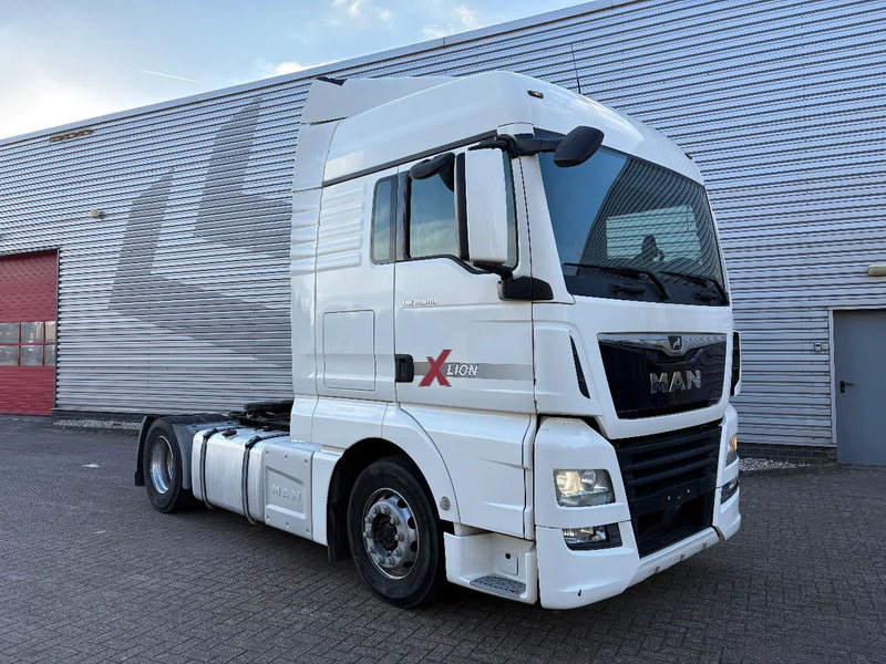 MAN TGX 18.500 4x2 / YEAR 2019 / RETARDER / - Камион влекач: слика 1 MAN TGX 18.500 4x2 / YEAR 2019 / RETARDER / - Камион влекач: слика 1