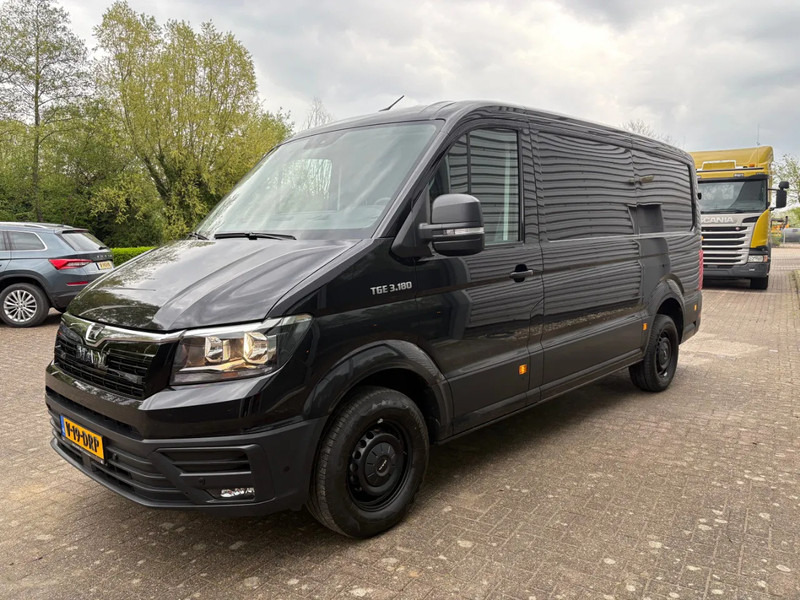 MAN TGE 3.180 / AUTOMAAT / BPM VRIJ / LAGE KM 28.000 / - Товарно комбе: слика 2 MAN TGE 3.180 / AUTOMAAT / BPM VRIJ / LAGE KM 28.000 / - Товарно комбе: слика 2