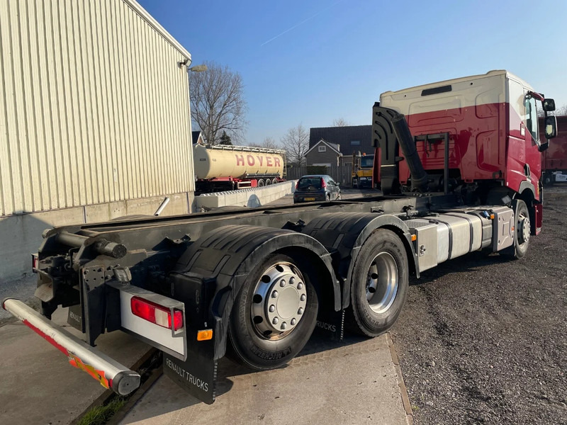 Renault T / 6x2 VOLLEDIG LUCHTGEVEERD / ALU VELGEN / HANDGESCHAKELD / LOW KM / ALU KIPPER 22.5 M3 - Кипер: слика 4 Renault T / 6x2 VOLLEDIG LUCHTGEVEERD / ALU VELGEN / HANDGESCHAKELD / LOW KM / ALU KIPPER 22.5 M3 - Кипер: слика 4