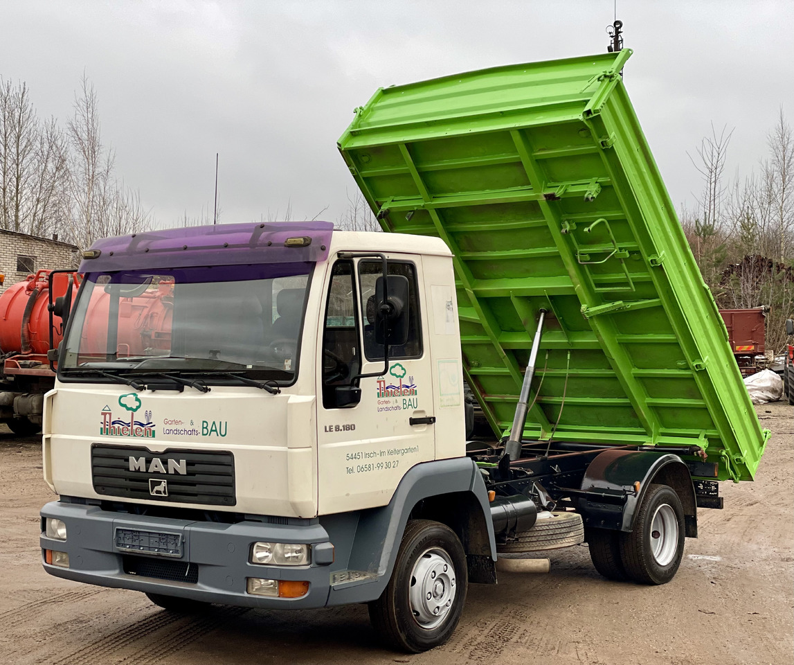 MAN LE - Кипер: слика 1 MAN LE - Кипер: слика 1