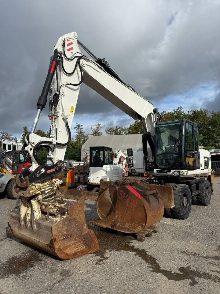 CAT M 316 D - Багер на тркала: слика 4 CAT M 316 D - Багер на тркала: слика 4