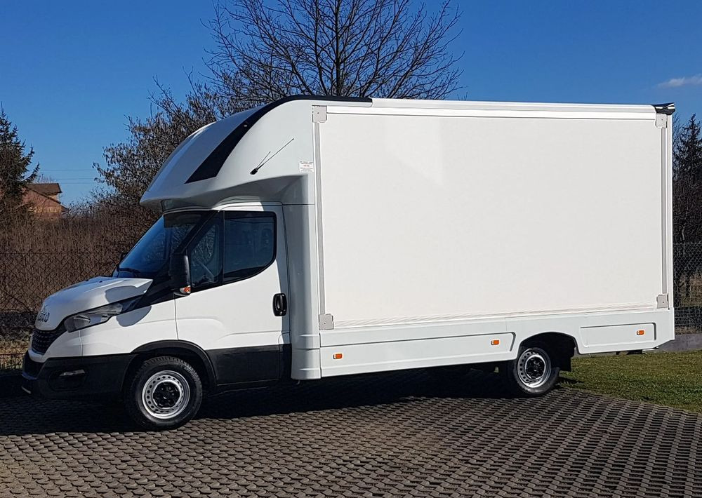 Iveco DAILY KONTENER NISKOPODŁOGOWY 4,43x2,23x2,42 SKLEP FOODTRUCK BAR KLIMA KONIOWÓZ KAMPER - Камион за продажба на добра: слика 2 Iveco DAILY KONTENER NISKOPODŁOGOWY 4,43x2,23x2,42 SKLEP FOODTRUCK BAR KLIMA KONIOWÓZ KAMPER - Камион за продажба на добра: слика 2