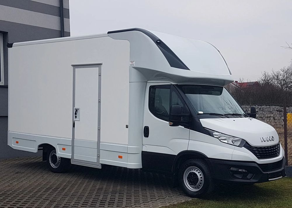 Iveco DAILY KONTENER NISKOPODŁOGOWY 4,43x2,23x2,42 SKLEP BAR FOODTRUCK KAMPER KLIMA - Кампер: слика 1 Iveco DAILY KONTENER NISKOPODŁOGOWY 4,43x2,23x2,42 SKLEP BAR FOODTRUCK KAMPER KLIMA - Кампер: слика 1