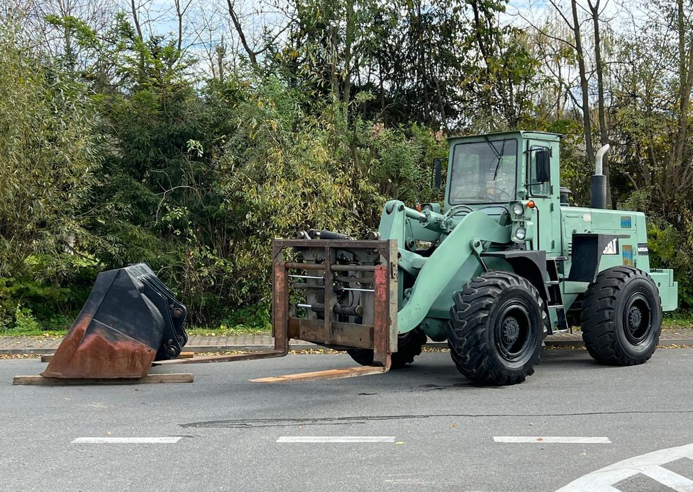Komatsu Ładowarka KOMATSU 540 EX-army Widły Łyżka Bardzo Dobry Stan ( CAT JCB Liebherr ) - Натоварувач на тркала: слика 2 Komatsu Ładowarka KOMATSU 540 EX-army Widły Łyżka Bardzo Dobry Stan ( CAT JCB Liebherr ) - Натоварувач на тркала: слика 2