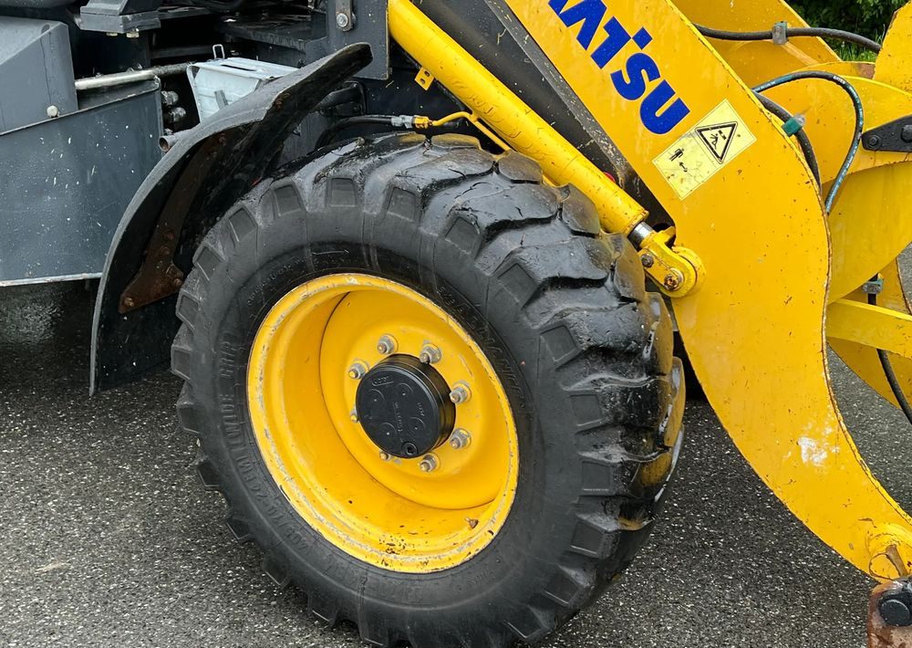 Komatsu Ładowarka KOMATSU WA 90 STAN IDEALNY - Натоварувач на тркала: слика 5 Komatsu Ładowarka KOMATSU WA 90 STAN IDEALNY - Натоварувач на тркала: слика 5