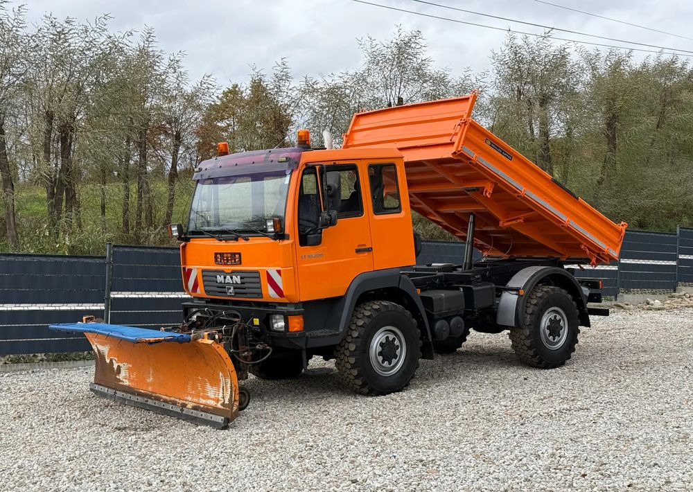 MAN * MAN 10-220 * Pług * Kiper Wywrotka Meiller * 4x4 * Zimowe Utrzymanie * Unimog * - Кипер: слика 1 MAN * MAN 10-220 * Pług * Kiper Wywrotka Meiller * 4x4 * Zimowe Utrzymanie * Unimog * - Кипер: слика 1