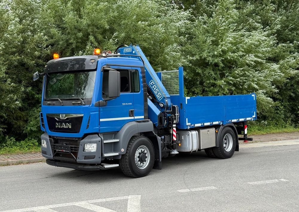 MAN * MAN 18.440 TGS * 4x4 * HDS Fassi F215 * Sprowadzony * 95 000 KM ! * Stan Jak Nowy - Камион со платформа, Камион со кран: слика 2 MAN * MAN 18.440 TGS * 4x4 * HDS Fassi F215 * Sprowadzony * 95 000 KM ! * Stan Jak Nowy - Камион со платформа, Камион со кран: слика 2