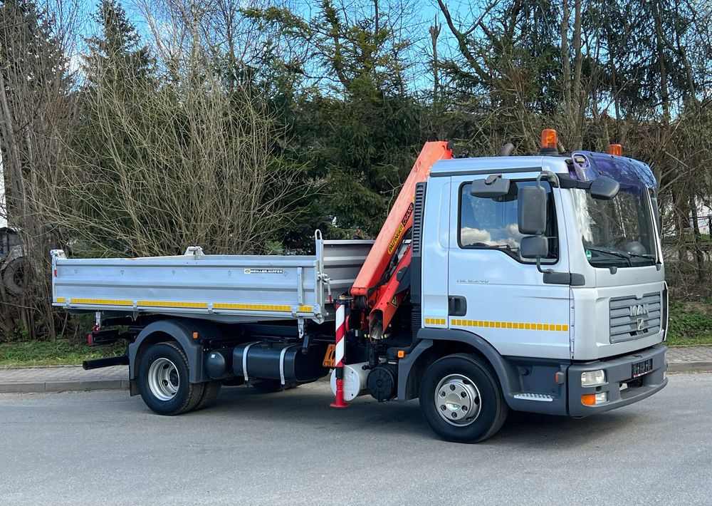 MAN MAN TGL 12-240 Kiper Wywrotka 4x2 Kran PALFINGER PK 12500 BARDZO DOBRY STAN - Кипер: слика 3 MAN MAN TGL 12-240 Kiper Wywrotka 4x2 Kran PALFINGER PK 12500 BARDZO DOBRY STAN - Кипер: слика 3