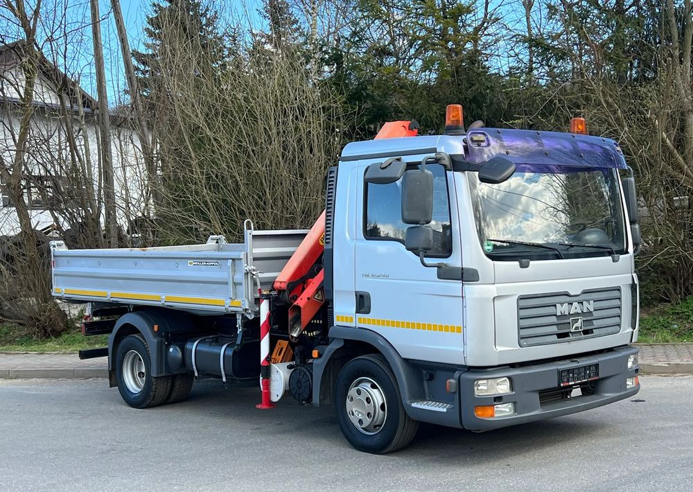MAN MAN TGL 12-240 Kiper Wywrotka 4x2 Kran PALFINGER PK 12500 BARDZO DOBRY STAN - Кипер: слика 2 MAN MAN TGL 12-240 Kiper Wywrotka 4x2 Kran PALFINGER PK 12500 BARDZO DOBRY STAN - Кипер: слика 2