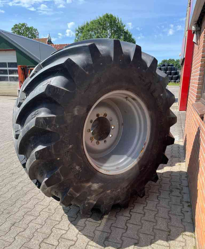 Alliance 800/65R32 Agristar banden op 10 gaats velg - Гуми и бандажи за Земјоделска машина: слика 4 Alliance 800/65R32 Agristar banden op 10 gaats velg - Гуми и бандажи за Земјоделска машина: слика 4