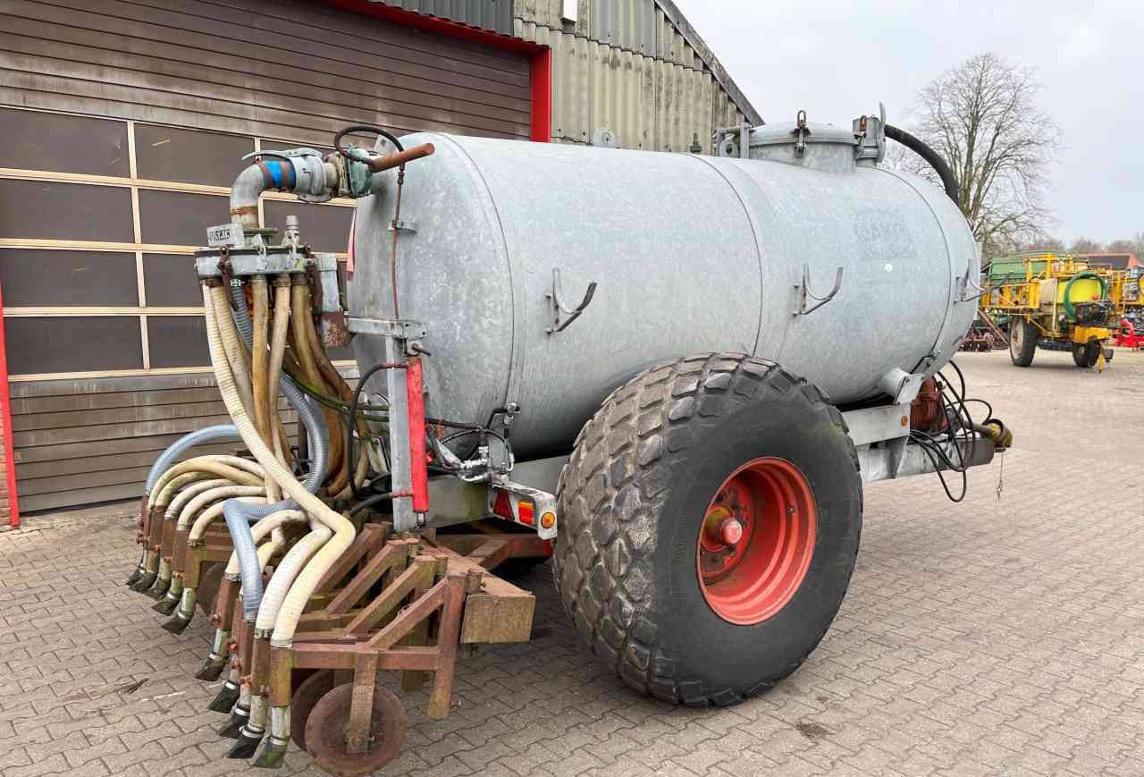Jako 6000 l. mesttank met injecteur bemesting - Цистерна за арско ѓубриво: слика 4 Jako 6000 l. mesttank met injecteur bemesting - Цистерна за арско ѓубриво: слика 4