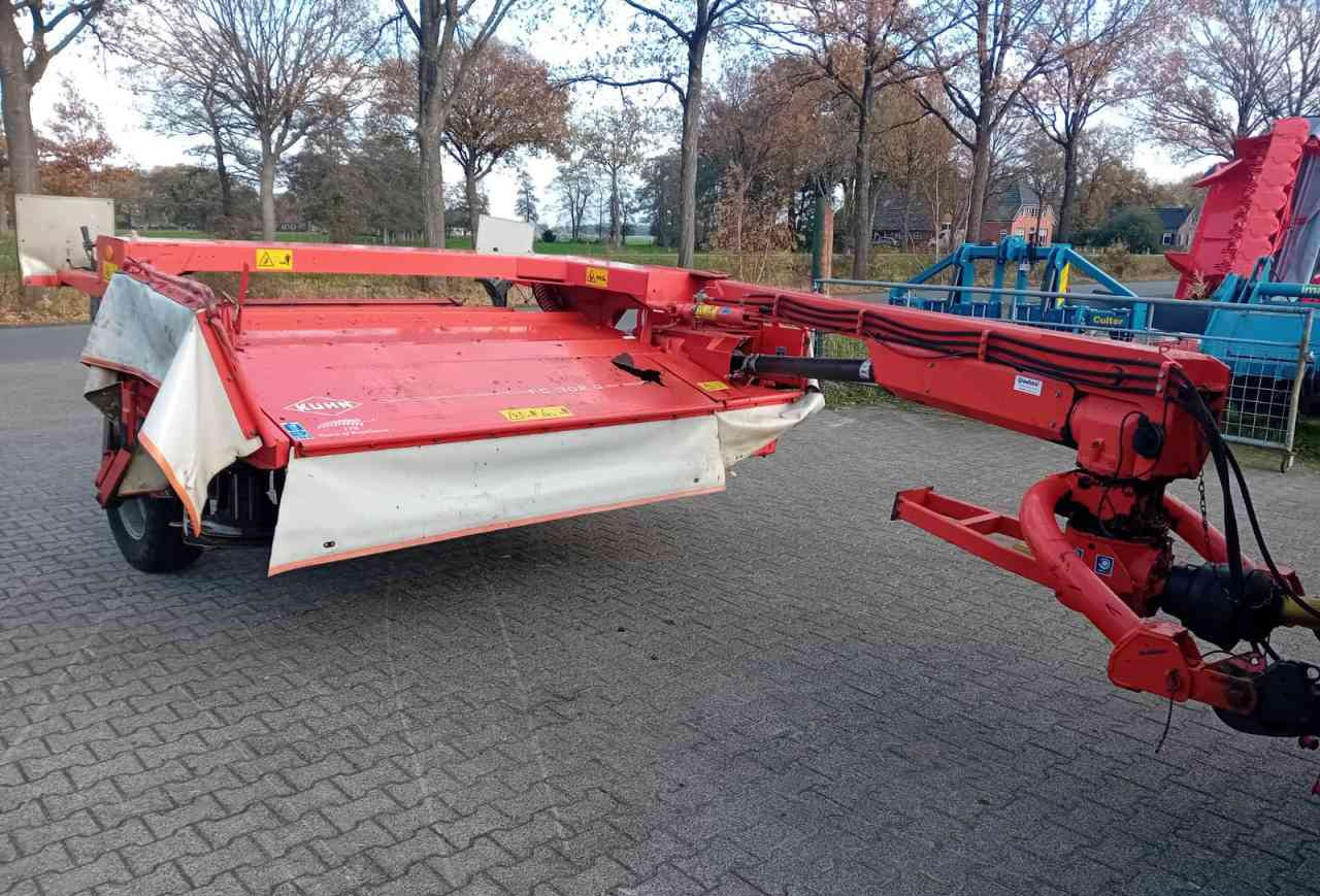Kuhn FC302G getrokken schijvenmaaier *Verkocht/sold* - Косилка: слика 4 Kuhn FC302G getrokken schijvenmaaier *Verkocht/sold* - Косилка: слика 4