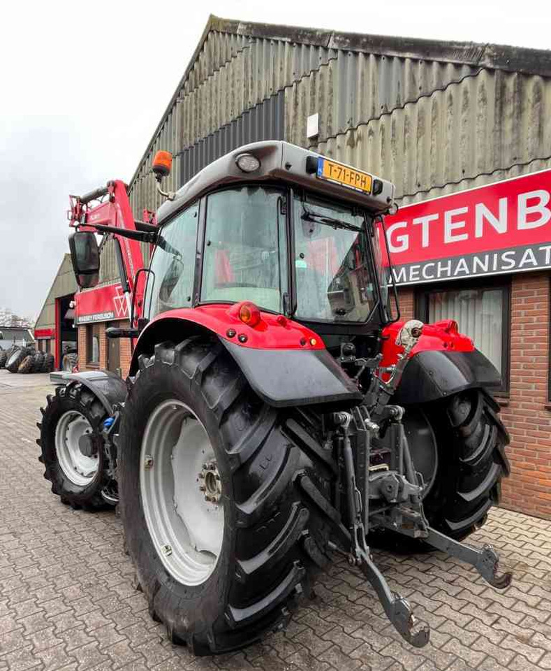 Massey Ferguson 5710S Dyna-4 Essential *Verkocht/sold* - Трактор: слика 5 Massey Ferguson 5710S Dyna-4 Essential *Verkocht/sold* - Трактор: слика 5