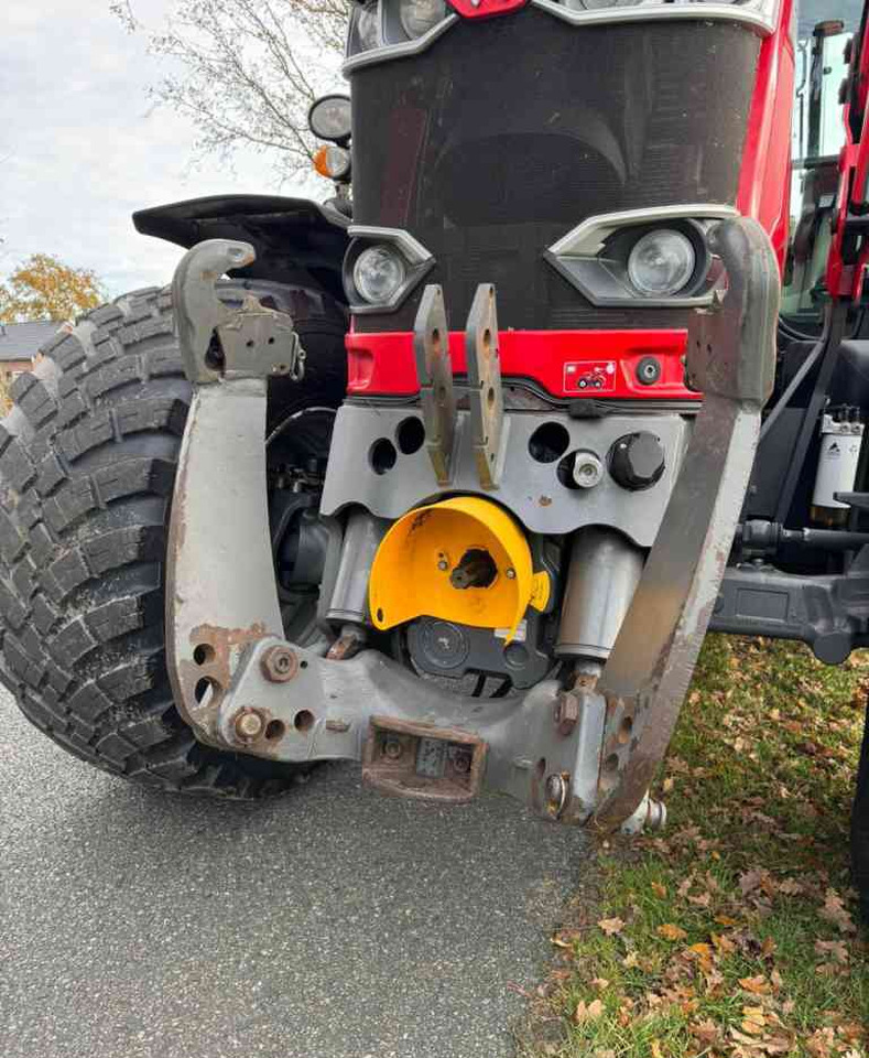 Massey Ferguson 7715S Dyna-6 Efficient Tractoren - Трактор: слика 5 Massey Ferguson 7715S Dyna-6 Efficient Tractoren - Трактор: слика 5