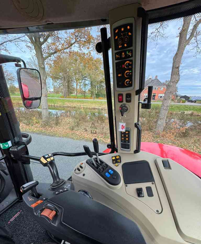 Трактор Massey Ferguson 7715S Dyna-6 Efficient Tractoren: слика 7