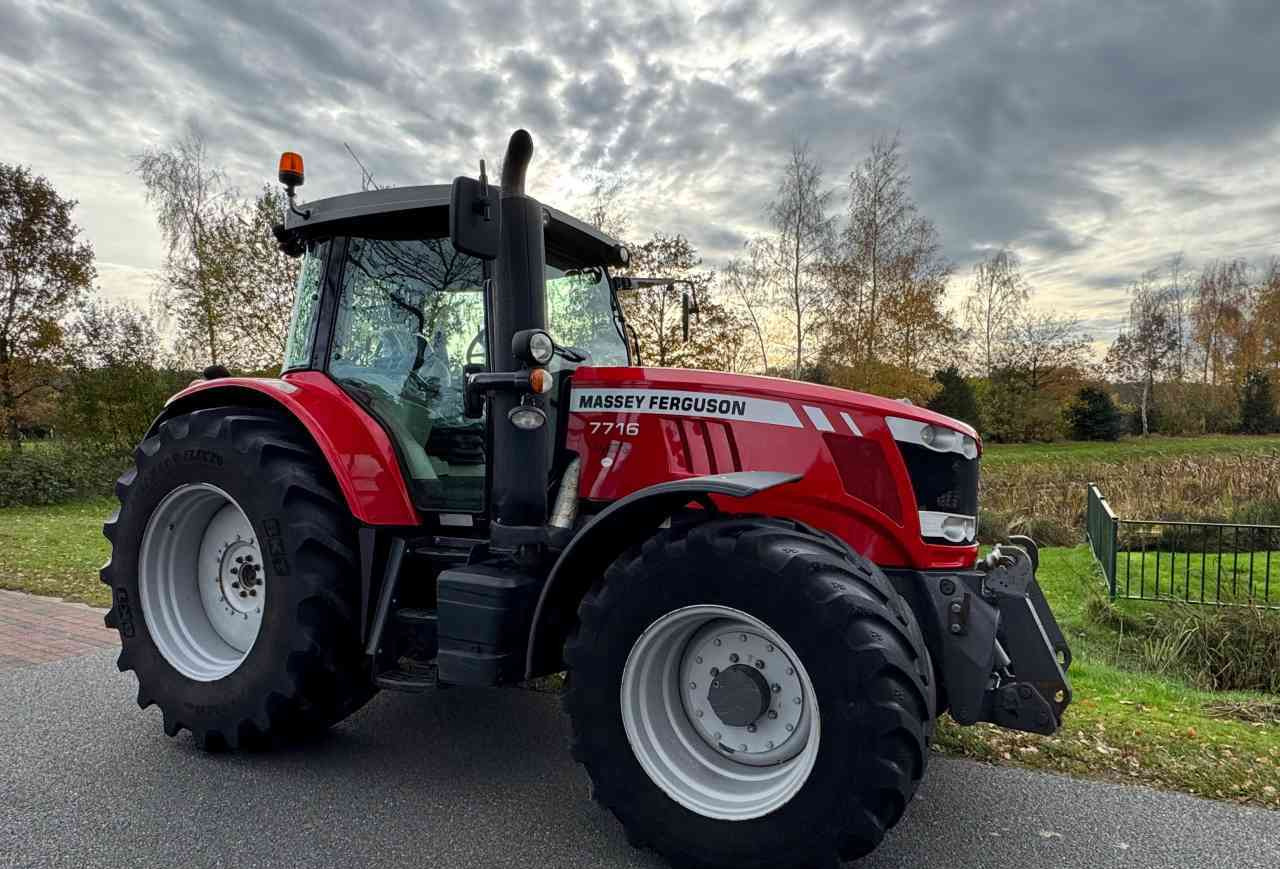 Massey Ferguson 7716 Dyna-6 Essential *Verkocht/sold* - Трактор: слика 2 Massey Ferguson 7716 Dyna-6 Essential *Verkocht/sold* - Трактор: слика 2