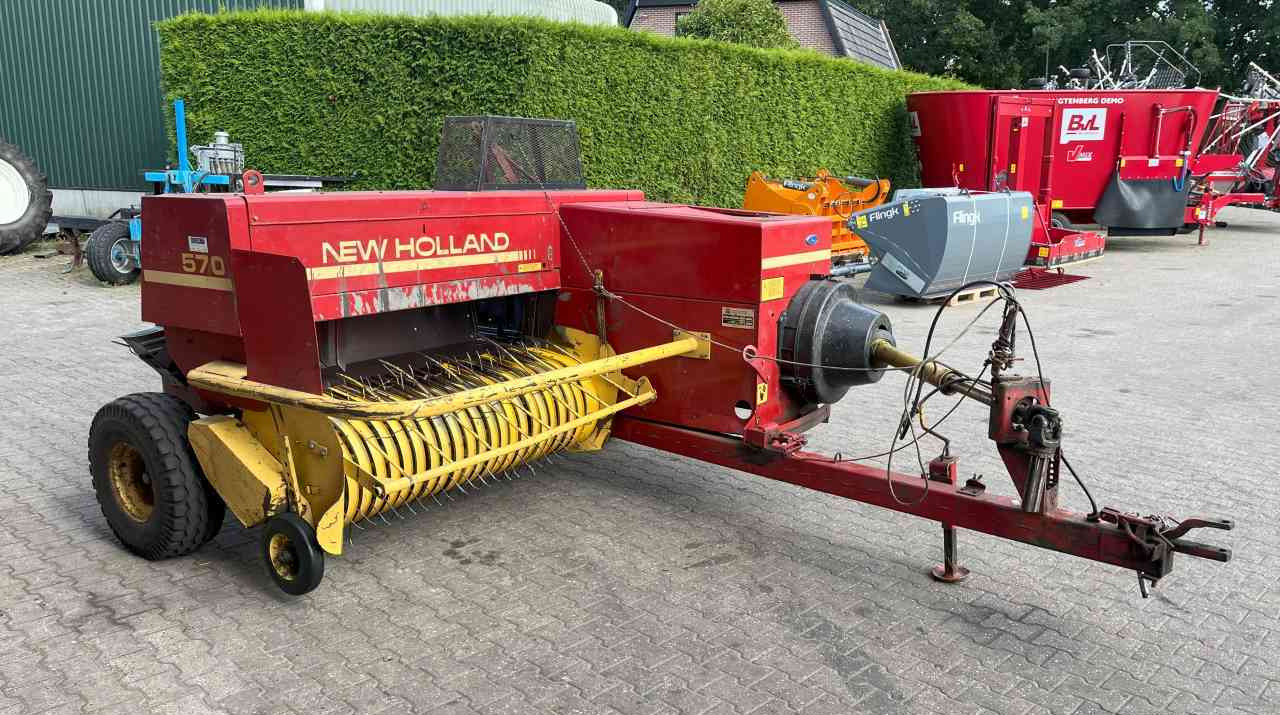 New Holland 570 Balepers pers pakkenperk weidebouwmachines - Балирка за квадратни бали: слика 4 New Holland 570 Balepers pers pakkenperk weidebouwmachines - Балирка за квадратни бали: слика 4
