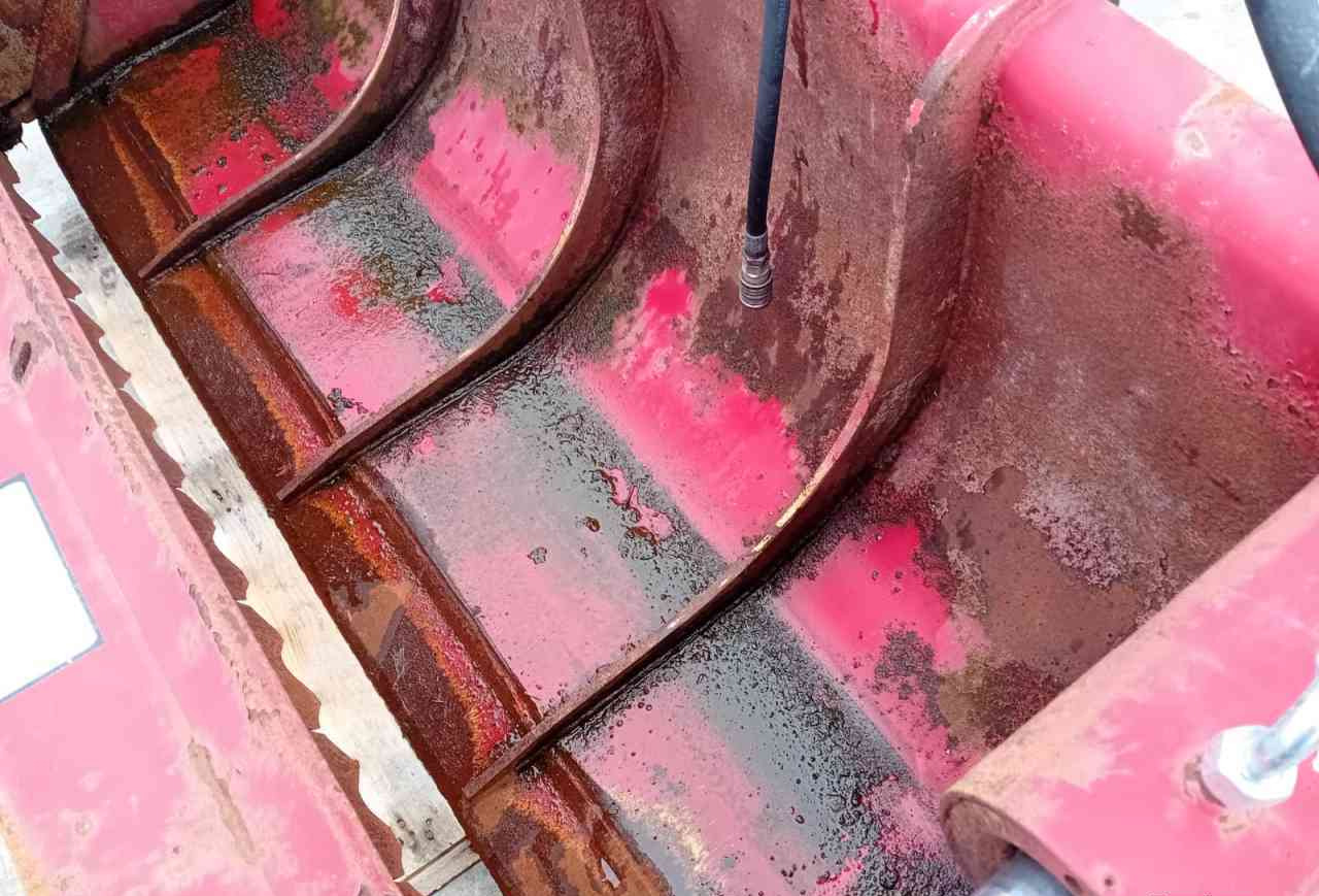 Redrock Allround 85-200 kuilhapper Volvo L30 aansl. voermachines - Опрема за силос: слика 5 Redrock Allround 85-200 kuilhapper Volvo L30 aansl. voermachines - Опрема за силос: слика 5