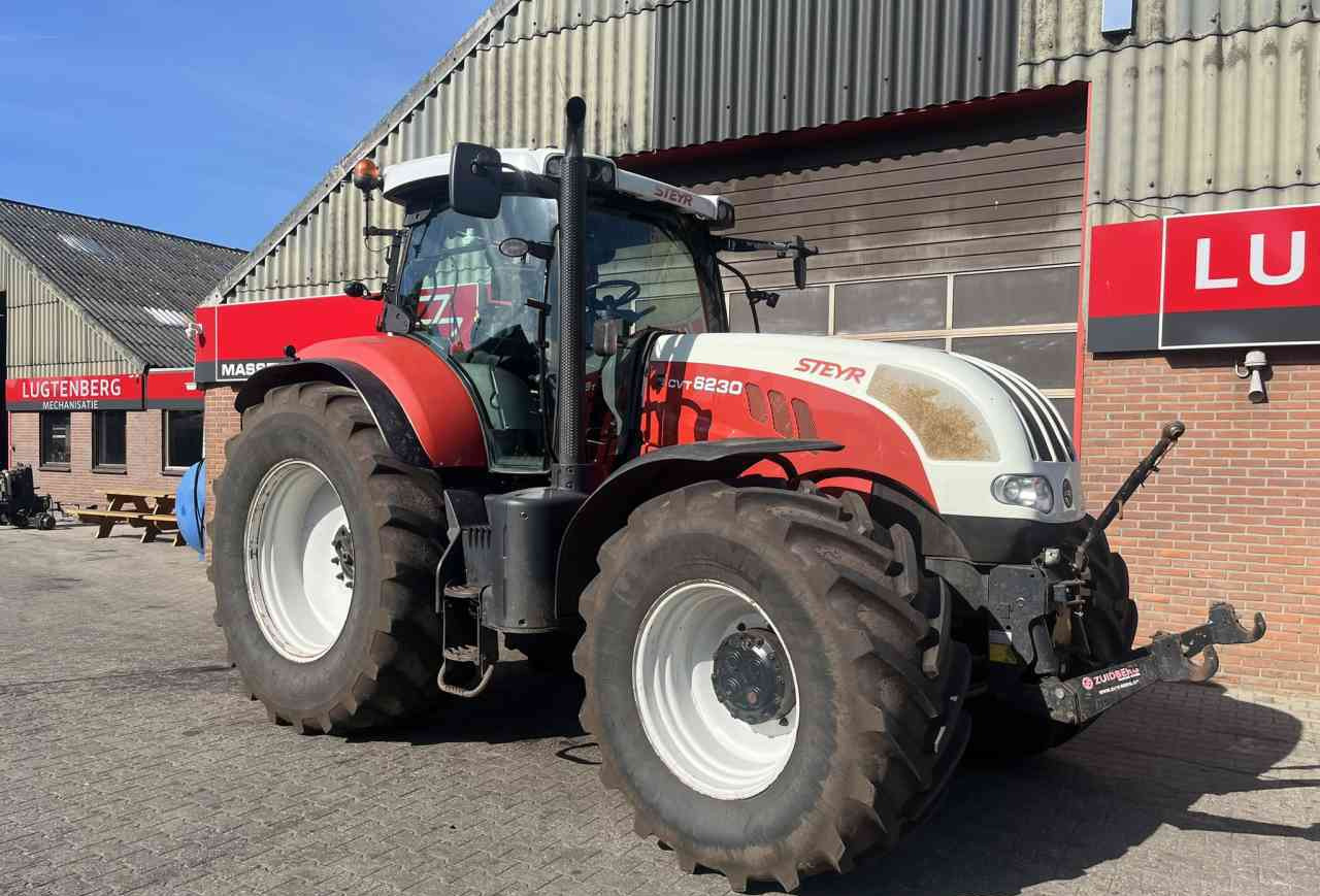 Steyr CVT 6230 Tractoren - Трактор: слика 2 Steyr CVT 6230 Tractoren - Трактор: слика 2