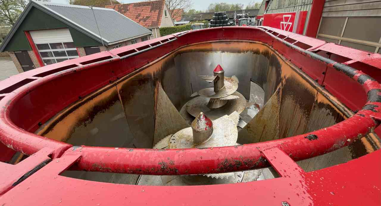 Вагон за мешање сточна храна Strautmann Verti-Mix 2401 Voermengwagen, voerwagen, mixer, voermachines: слика 8