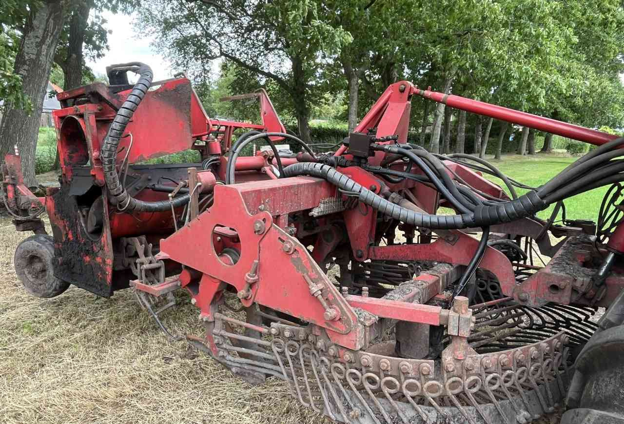 WKM Agrifac WKM BIG SIX Bietenrooier, rooimachines, oogstmachines. - Жнеач за репка: слика 5 WKM Agrifac WKM BIG SIX Bietenrooier, rooimachines, oogstmachines. - Жнеач за репка: слика 5