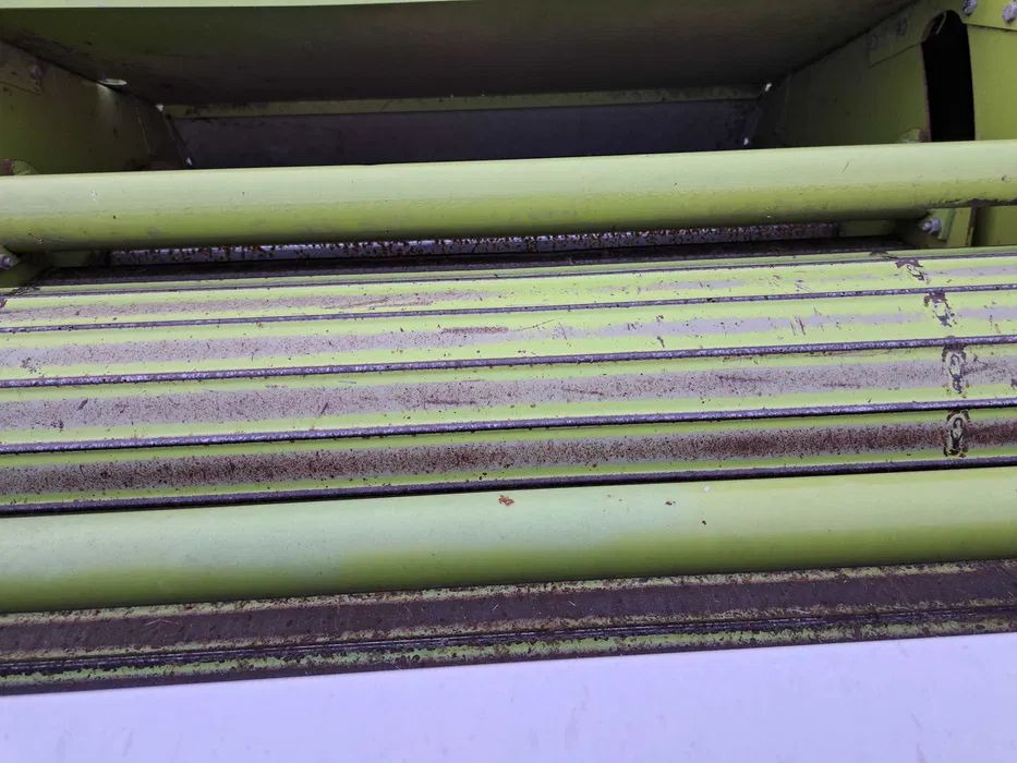 Claas 250 RC Uniwrap - Балирка за тркалезни бали: слика 4 Claas 250 RC Uniwrap - Балирка за тркалезни бали: слика 4