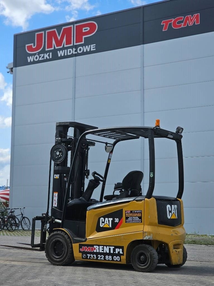 CAT EP 30 CN - Електричен вилушкар: слика 5 CAT EP 30 CN - Електричен вилушкар: слика 5