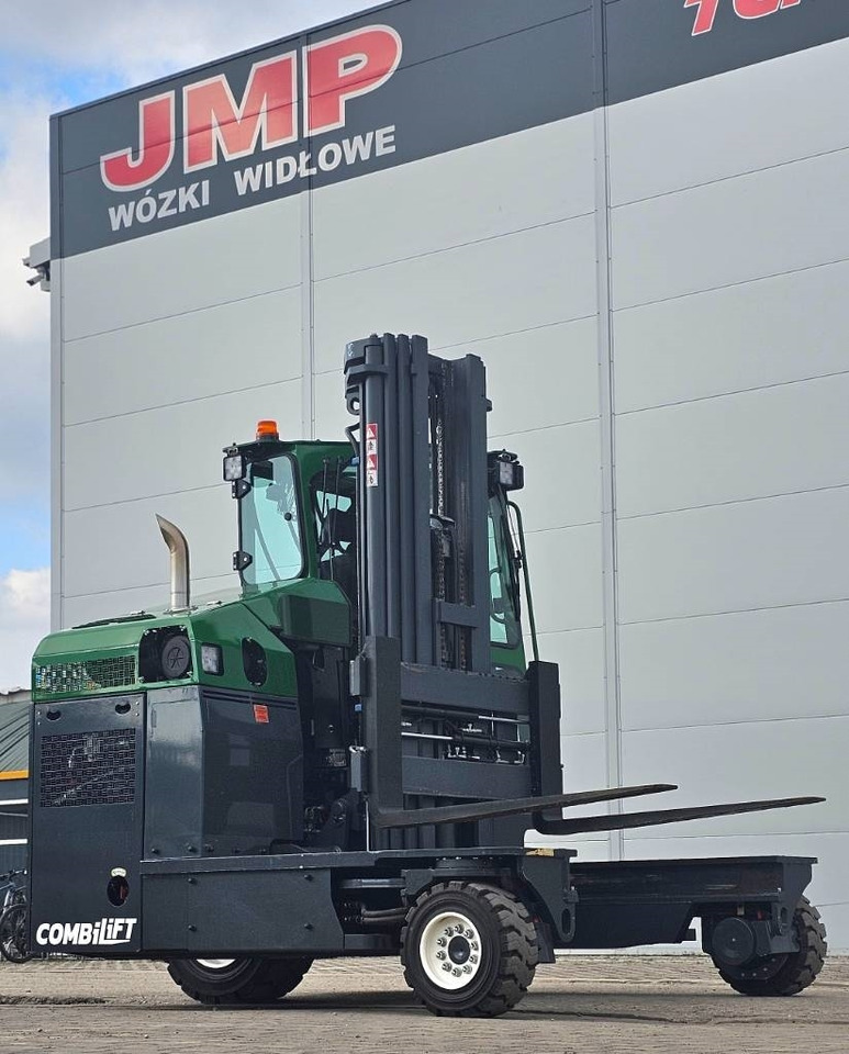 Combilift C 4000 D MK4 150 hrs RENTED - 4-насочен вилушкар: слика 1 Combilift C 4000 D MK4 150 hrs RENTED - 4-насочен вилушкар: слика 1