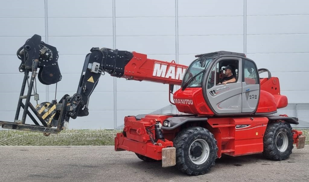 Manitou MRT 2150 Plus Privilege - Телескопски ракувач: слика 2 Manitou MRT 2150 Plus Privilege - Телескопски ракувач: слика 2