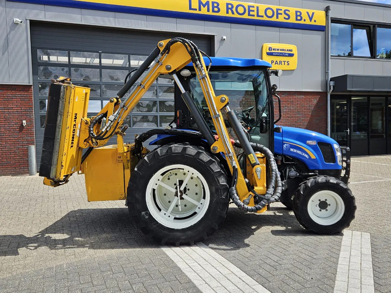 New Holland Boomer 3050 met Bos Maaiarm - Мини трактор: слика 3 New Holland Boomer 3050 met Bos Maaiarm - Мини трактор: слика 3