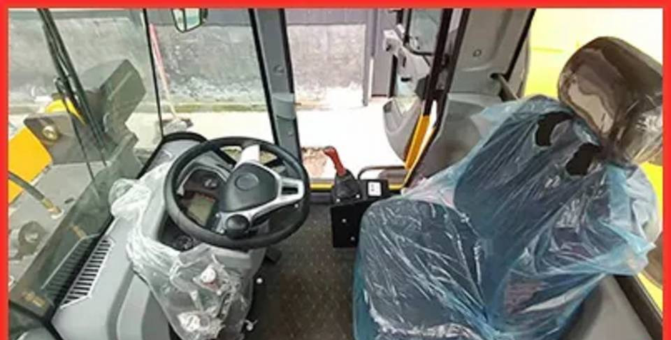 NEW MAXUS 4x4 Wheel Loader Warranty up to 10 YEARS НОВА Копарка колісна 4x4 MAXUS Гарантія Nowa Ładowarka kołowa 4x4 MAXUS Gwarancja - Натоварувач на тркала: слика 3 NEW MAXUS 4x4 Wheel Loader Warranty up to 10 YEARS НОВА Копарка колісна 4x4 MAXUS Гарантія Nowa Ładowarka kołowa 4x4 MAXUS Gwarancja - Натоварувач на тркала: слика 3