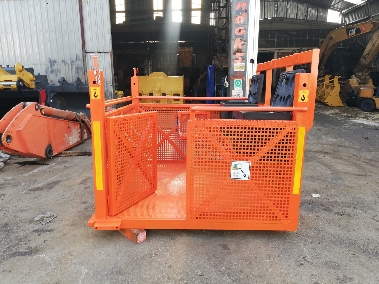 Manitou Basket attachment - Корпа за Багер за уривање: слика 4 Manitou Basket attachment - Корпа за Багер за уривање: слика 4