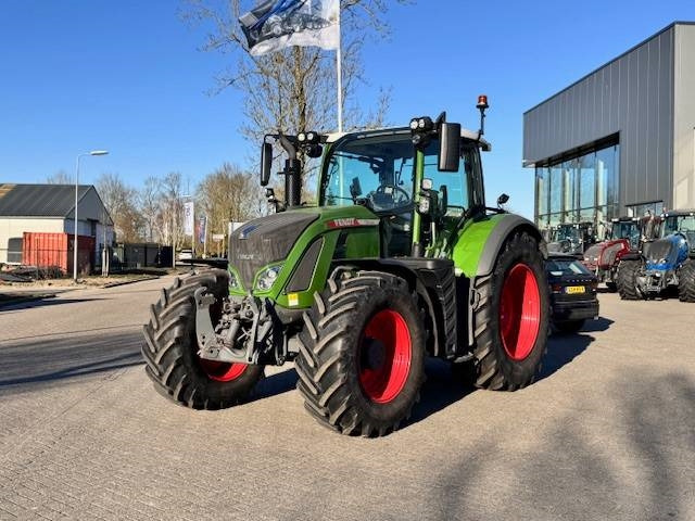 Fendt 724 Gen6 Profi Plus, 1045 uur! - Трактор: слика 5 Fendt 724 Gen6 Profi Plus, 1045 uur! - Трактор: слика 5