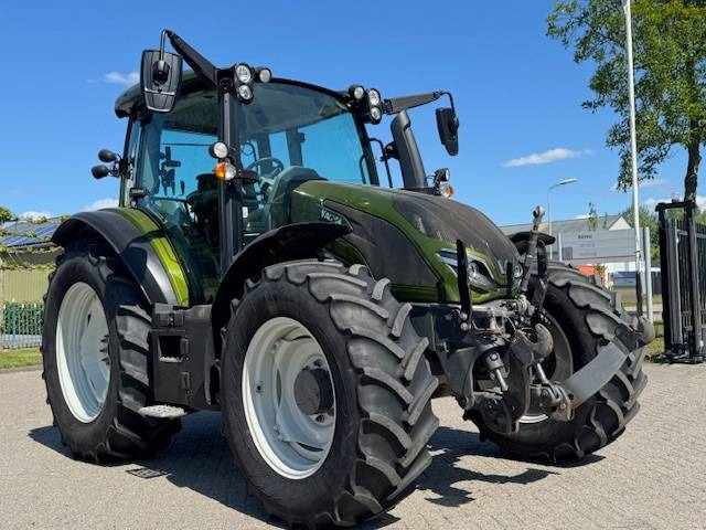 Valtra G125 Ecopower Active, 2022, 1815 uur! - Трактор: слика 2 Valtra G125 Ecopower Active, 2022, 1815 uur! - Трактор: слика 2