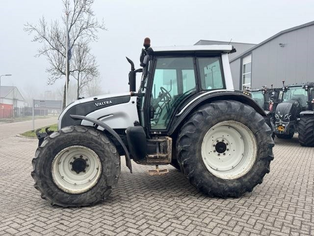 Valtra N141 hitech, Fronthef, Frontpto - Трактор: слика 3 Valtra N141 hitech, Fronthef, Frontpto - Трактор: слика 3