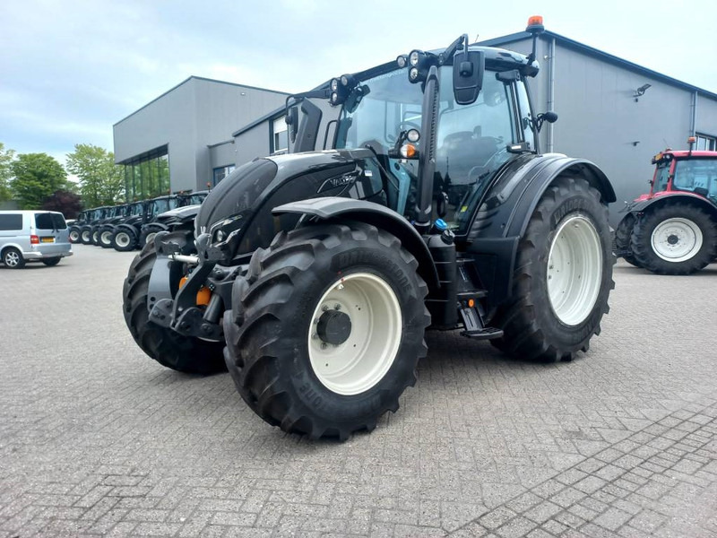 Valtra N155 Ecopower Direct Smart Touch! - Трактор: слика 1 Valtra N155 Ecopower Direct Smart Touch! - Трактор: слика 1